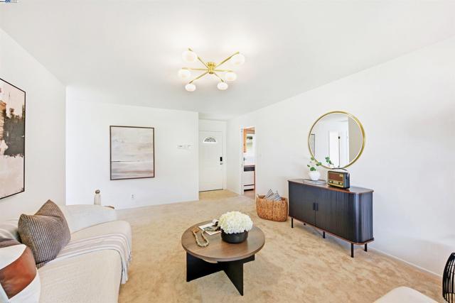 Image 4 of 41 For 5169 Lawler Ave