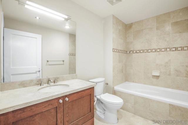 700 W E St, San Diego CA: https://media.crmls.org/mediaz/eb1d97ff-a77f-444a-a7cd-920d0b3a2053.jpg