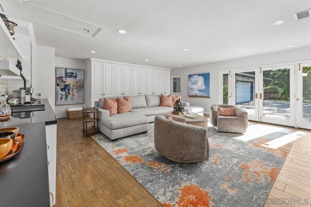 6351 Lago Lindo, Rancho Santa Fe CA: https://media.crmls.org/mediaz/eb1da976-b945-44d4-876f-bc83ef94fc56.jpg
