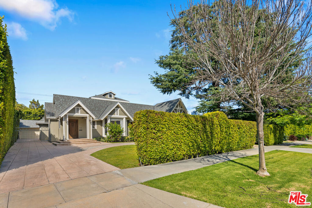 512 N Linden Drive — image 1