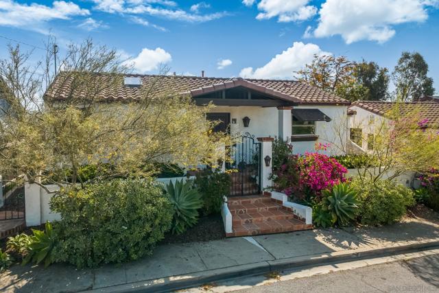 2541 Haller St, San Diego CA: https://media.crmls.org/mediaz/eb1dcbad-e1a2-4801-b3d6-17698c56b3b7.jpg