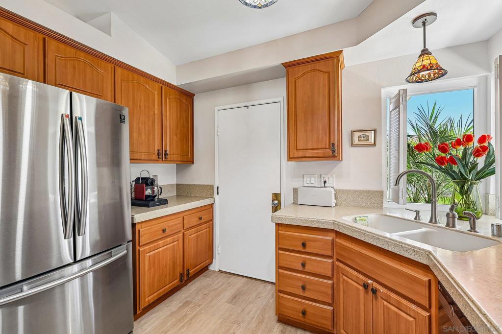 960 Concord Ct. - photo 11