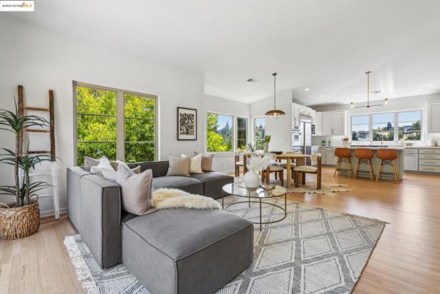 911 Aquarius Way, Oakland CA: https://media.crmls.org/mediaz/eb1f63f1-41f3-4fa9-b3a0-13b3d5a2e1be.jpg