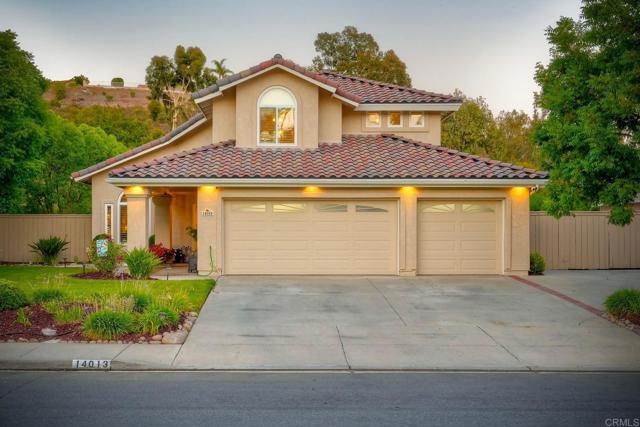 Detail Gallery Image 3 of 47 For 14013 Saddlewood Dr, Poway,  CA 92064 - 4 Beds | 3 Baths