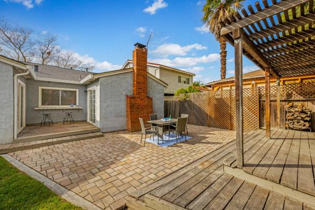 62 Park Sharon Drive, San Jose CA: https://media.crmls.org/mediaz/eb1ff677-65d5-46b1-900e-f3496dc4113d.jpg