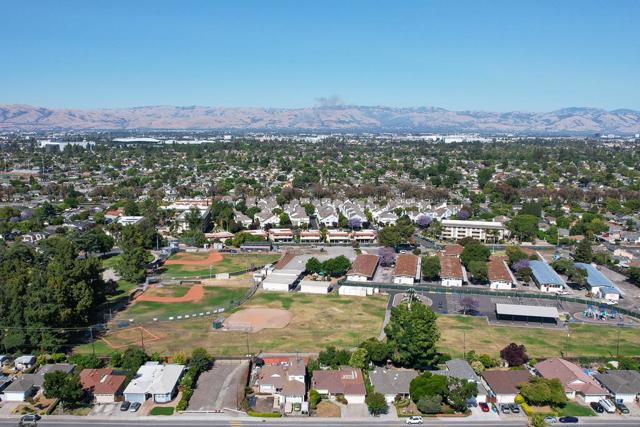 2154 Briarwood Drive, Santa Clara CA: https://media.crmls.org/mediaz/eb21399e-0352-4753-80a1-4b8363123e8d.jpg