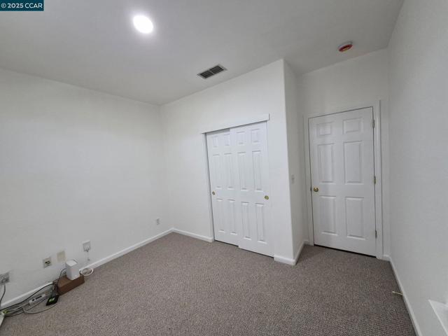 1870 Zurlo Way, Sacramento CA: https://media.crmls.org/mediaz/eb21e3e9-fd76-4b9b-a5c3-2eb9af7ed58c.jpg