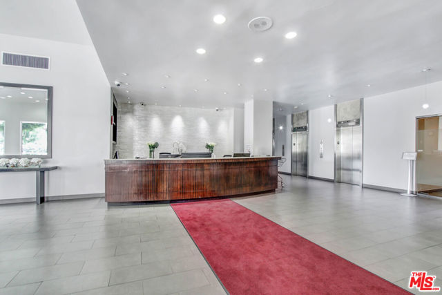 Image 3 for 10501 Wilshire Blvd #1004, Los Angeles, CA 90024