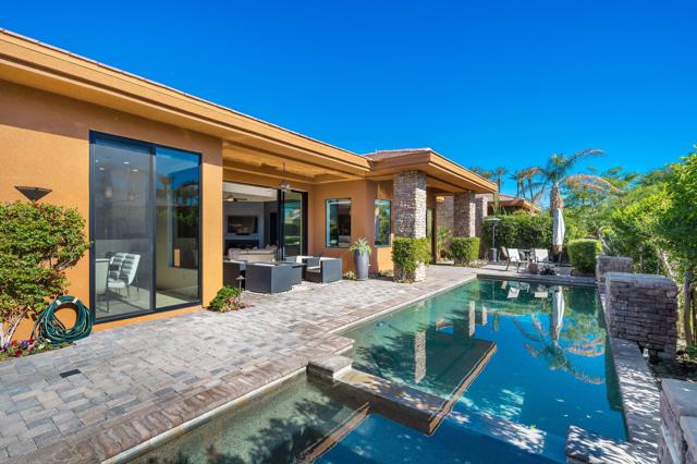79935 Via Maravilla, La Quinta CA: https://media.crmls.org/mediaz/eb2294c5-b723-445a-84c9-dc549e281e9f.jpg