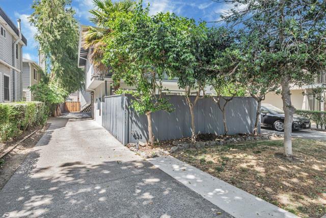 633 Highland Avenue, San Mateo CA: https://media.crmls.org/mediaz/eb22a48a-8099-4cc8-8601-a0783d3654de.jpg