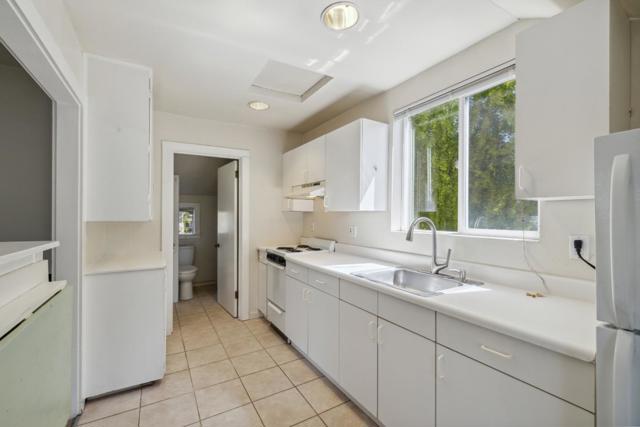 399 13th Avenue, Santa Cruz CA: https://media.crmls.org/mediaz/eb232c66-6fb5-49d1-9273-cafd1fdef0d2.jpg
