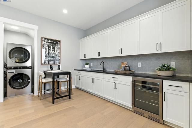 1725 SW Wren, Dublin CA: https://media.crmls.org/mediaz/eb23527f-d9b2-4424-acfb-52519aca85be.jpg