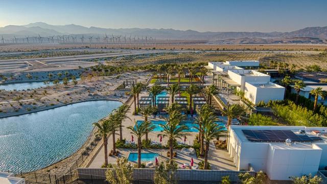 781 Fountain Drive, Palm Springs CA: https://media.crmls.org/mediaz/eb23bbff-3f02-4476-b907-701033b5ab71.jpg