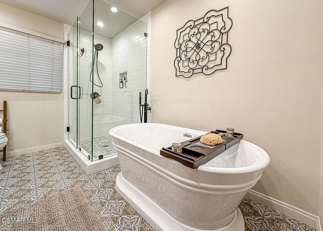 1832 Calle Salto, Thousand Oaks CA: https://media.crmls.org/mediaz/eb23ce4f-7ea4-4b67-965a-103684bbff0c.jpg
