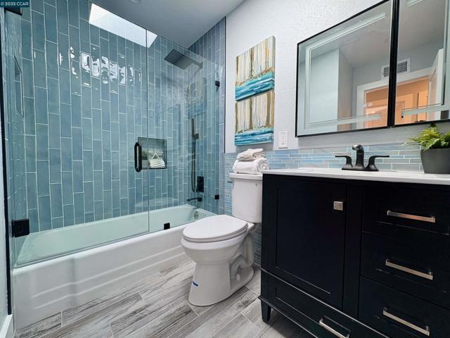 1472 Fairhaven Ct, San Jose CA: https://media.crmls.org/mediaz/eb243e89-0e58-41f6-b165-5b5444aea7a0.jpg