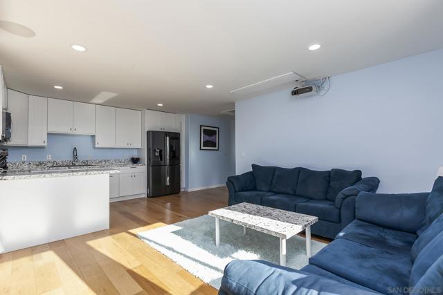 4445 Coronado Ave, San Diego CA: https://media.crmls.org/mediaz/eb254bea-365e-4bde-a891-aaa756a86e89.jpg