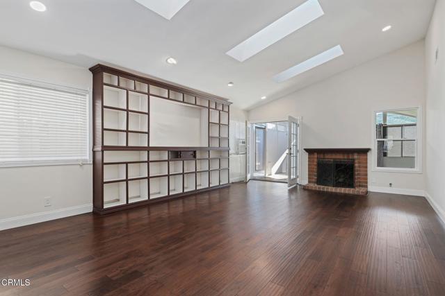 Detail Gallery Image 5 of 28 For 6250 Calle Bodega, Camarillo,  CA 93012 - 3 Beds | 2 Baths