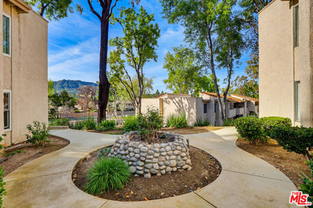 28915 Thousand Oaks Boulevard, 190 photo 4