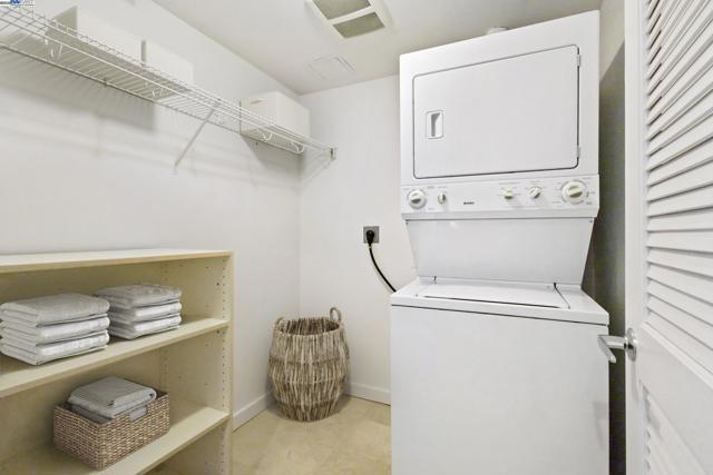 630 Thomas L Berkley Way, Oakland CA: https://media.crmls.org/mediaz/eb26e5c9-e096-4f99-9156-c960caca3c4d.jpg