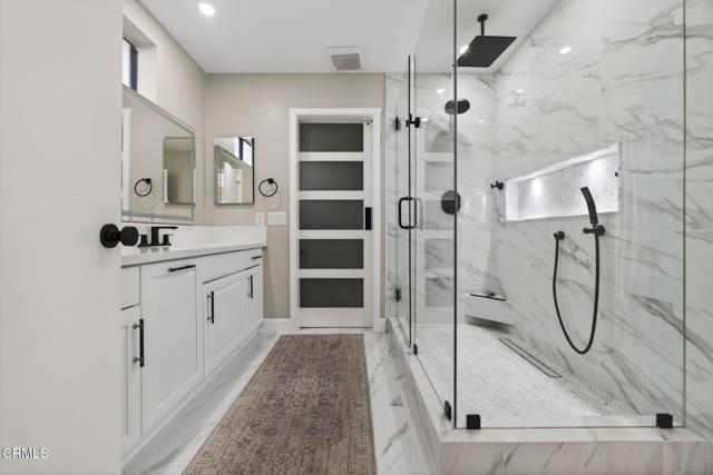 Detail Gallery Image 29 of 65 For 3683 via Pacifica Walk, Oxnard,  CA 93035 - 3 Beds | 3 Baths