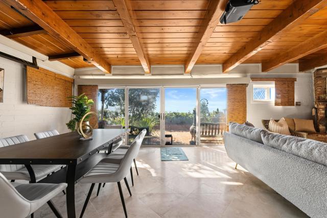 Detail Gallery Image 10 of 42 For 2736 Deerpark Dr, San Diego,  CA 92110 - 3 Beds | 2 Baths