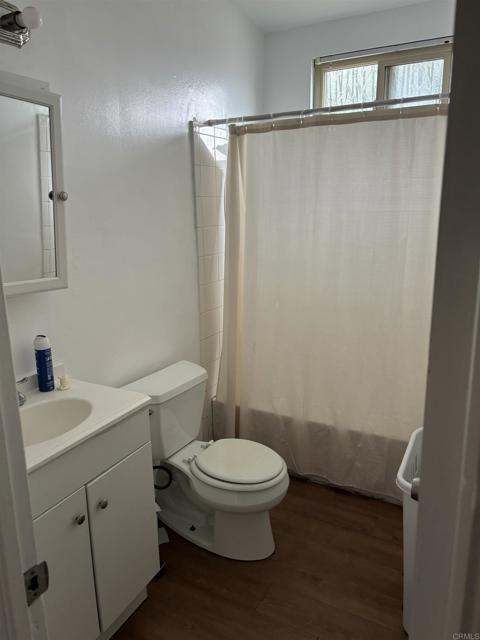 2458 Central Avenue, Spring Valley, California 91977, ,Residential Income,For Sale,Central Avenue,PTP2404193