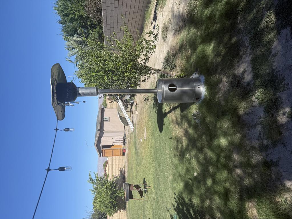 https://media.crmls.org/mediaz/eb28a3a7-4ac0-4f35-887d-b6c1508e0dbd.jpg?preset=X-Large