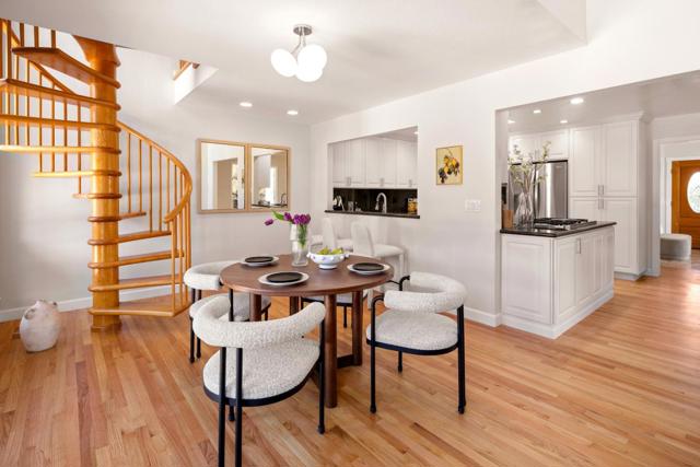 881 Highlands Circle, Los Altos CA: https://media.crmls.org/mediaz/eb29ae40-9370-4d85-b529-908df5861a70.jpg