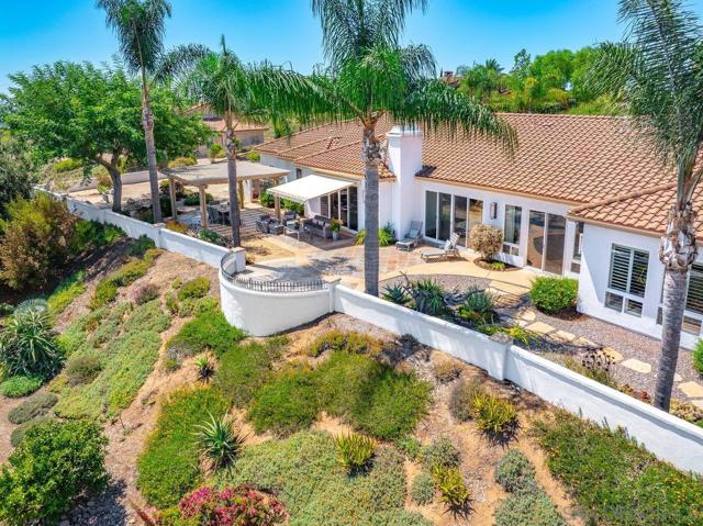 2860 Via Rancheros Way, Fallbrook CA: https://media.crmls.org/mediaz/eb2cec71-6b2c-44ee-b837-ae31a57a1d2f.jpg
