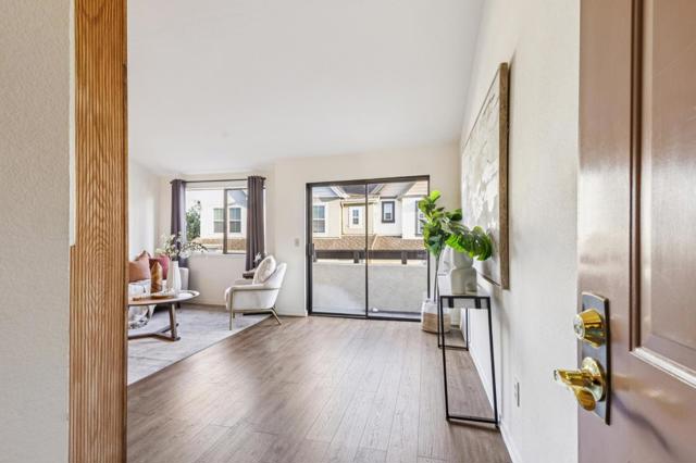 711 S Bayshore Boulevard, San Mateo CA: https://media.crmls.org/mediaz/eb2de363-ad56-4a11-9147-db5dd382c15c.jpg