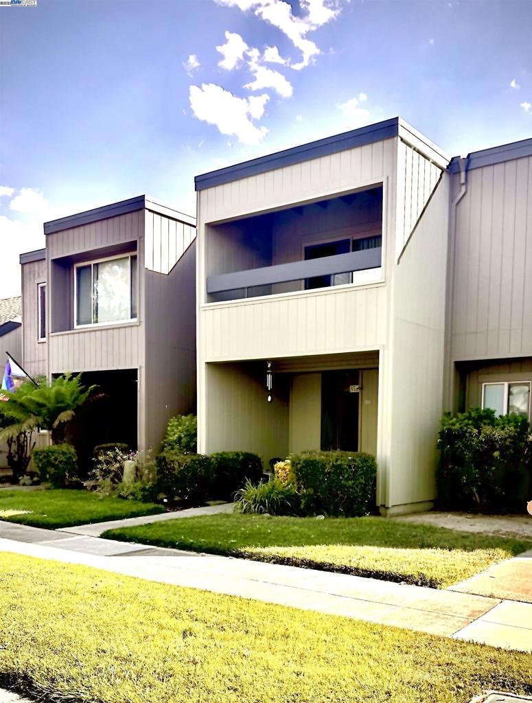 3521 Oleander