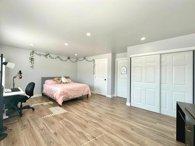 383 Chateau La Salle Drive, San Jose CA: https://media.crmls.org/mediaz/eb2e5183-f928-4c47-8bb4-f796c9ef4930.jpg