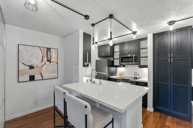 381 Half Moon Lane, Daly City CA: https://media.crmls.org/mediaz/eb2faaca-62bf-4781-be40-60f5d2cf9c8b.jpg