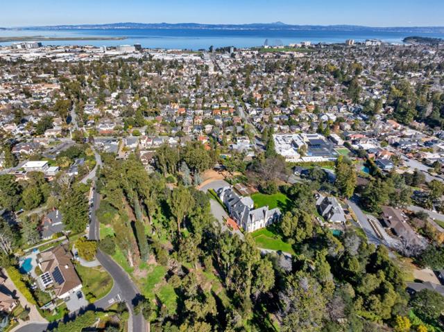 Image 16 of 17 For 1200 Jackling Drive