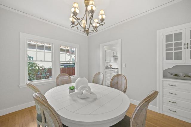 1249 Oak Street, San Mateo CA: https://media.crmls.org/mediaz/eb314190-ff43-44bf-9a6e-151ef40e088f.jpg