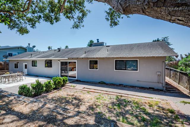 3177 W Ledyard Way, Aptos CA: https://media.crmls.org/mediaz/eb325378-acf6-445b-b881-53a6ab4dc597.jpg
