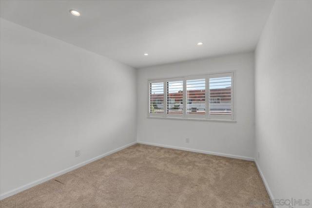 28125 Ridgecove Ct S, Rancho Palos Verdes CA: https://media.crmls.org/mediaz/eb32cd7e-4e2f-496d-bffd-bfbdac45878f.jpg