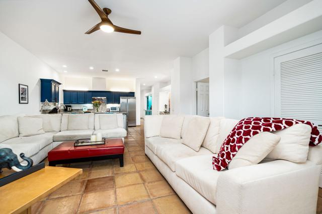 52700 Avenida Vallejo, La Quinta CA: https://media.crmls.org/mediaz/eb336c1f-1fb6-4019-b379-b318743083fc.jpg