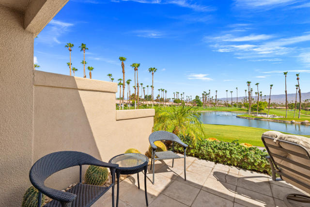 76064 Honeysuckle Drive, Palm Desert, CA 92211