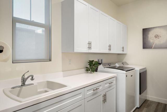 603 Retreat Circle, Palm Desert CA: https://media.crmls.org/mediaz/eb34a9b0-c109-4437-aa0d-7c3ba16741e7.jpg