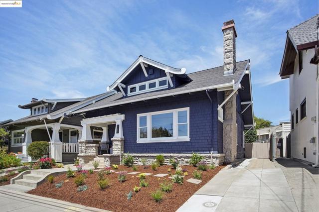 320 Forest St, Oakland CA: https://media.crmls.org/mediaz/eb35582c-5ab7-4eb2-8fa6-fe3790335123.jpg
