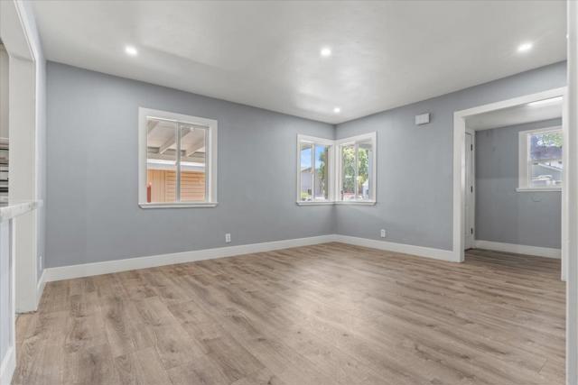 3803 22nd Avenue, Sacramento CA: https://media.crmls.org/mediaz/eb35c8f1-4105-4fa9-8a5e-e10e44741f8f.jpg