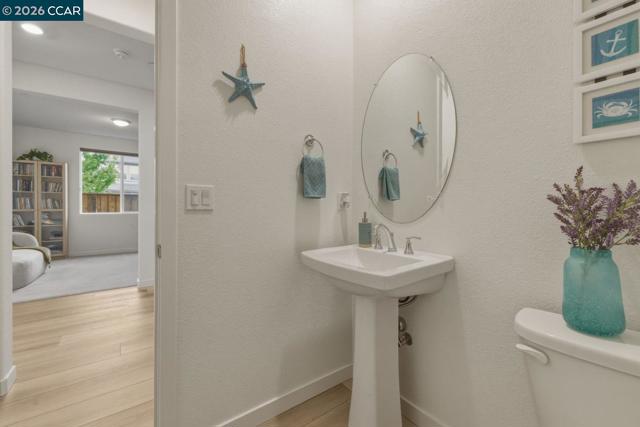 Image 16 of 55 For 5409 Spring Mountain Ln