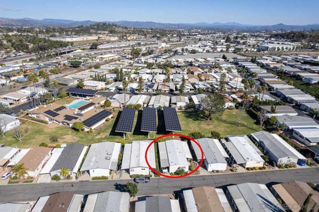 1219 E Barham Dr Spc 106, San Marcos CA: https://media.crmls.org/mediaz/eb397289-e830-448a-b045-45865b213a12.jpg
