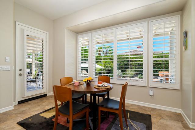 81314 Golden Barrel Way, La Quinta CA: https://media.crmls.org/mediaz/eb39871d-4b4a-454b-8f54-4b32c5bc025f.jpg