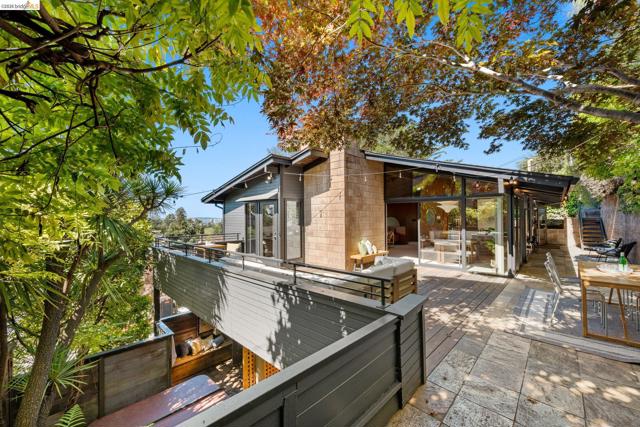 Image 35 of 52 For 85 El Camino Real