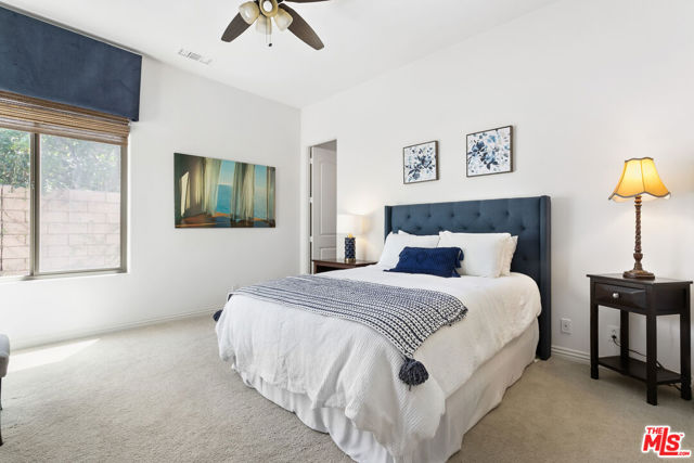 Image 17 of 30 For 78566 Blackstone Court