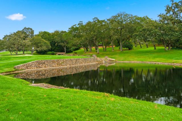 894 Oak Leaf Way, Napa CA: https://media.crmls.org/mediaz/eb3af6a6-dacb-458e-90dd-81d5a15c0638.jpg