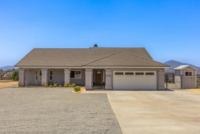 Detail Gallery Image 8 of 29 For 14694 Chaparral Slope Rd, Jamul,  CA 91935 - 3 Beds | 2/1 Baths