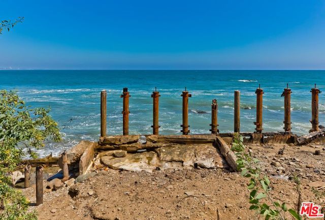  Land for Sale in Malibu, California